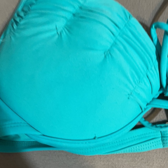 Two piece swimsuit - Picture 3 of 5